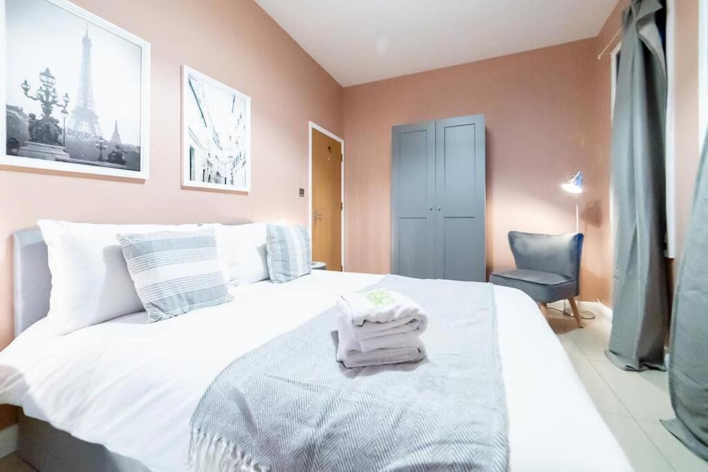 2 Bedroom Apartment Londyn Zewnętrze zdjęcie